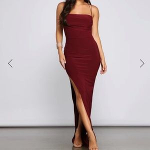 NWT Windsor Formal High-Slit Dress
